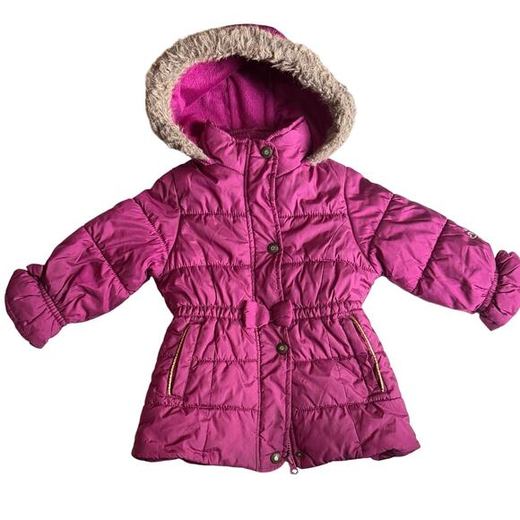London Fog Toddler 24 mo, puffer coat. Attached hood. Zipper and snap front Pink - Picture 1 of 7